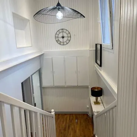 Loft Standing